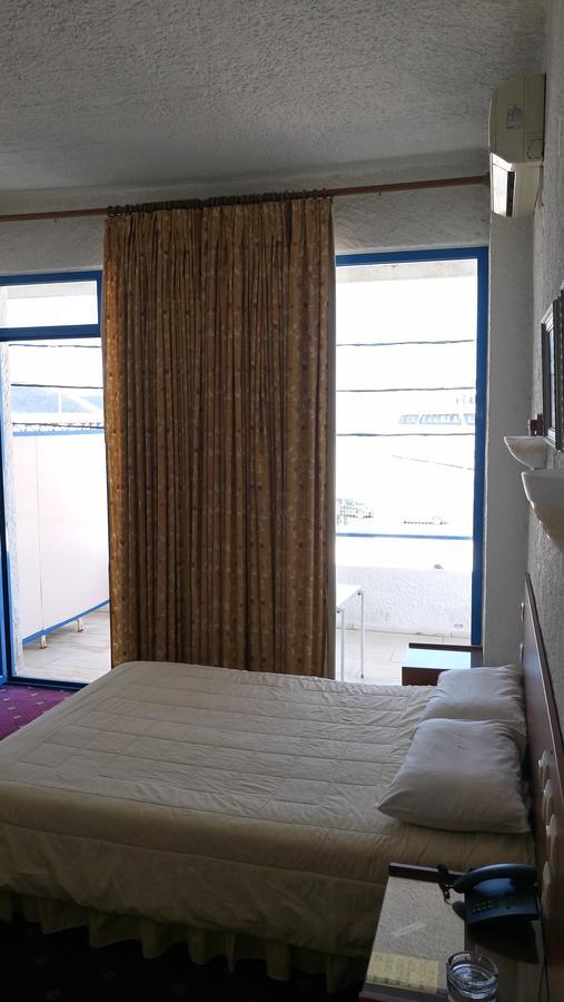 Hotel Oscar Igoumenitsa Esterno foto