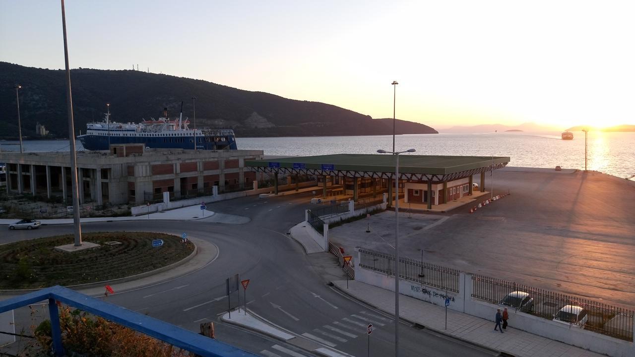 Hotel Oscar Igoumenitsa Esterno foto