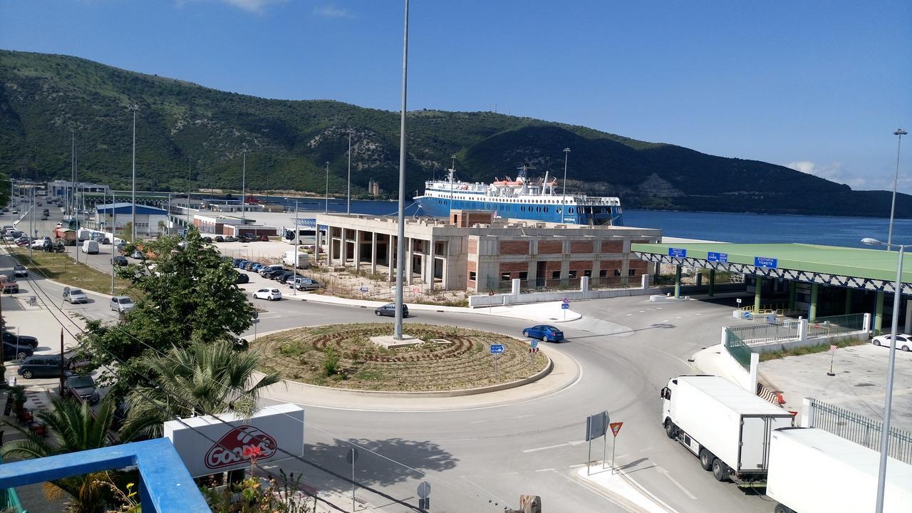 Hotel Oscar Igoumenitsa Esterno foto
